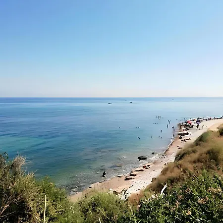 Oda ve Kahvaltı Bona 4*