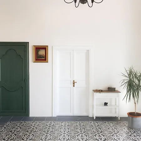 Oda ve Kahvaltı Bona